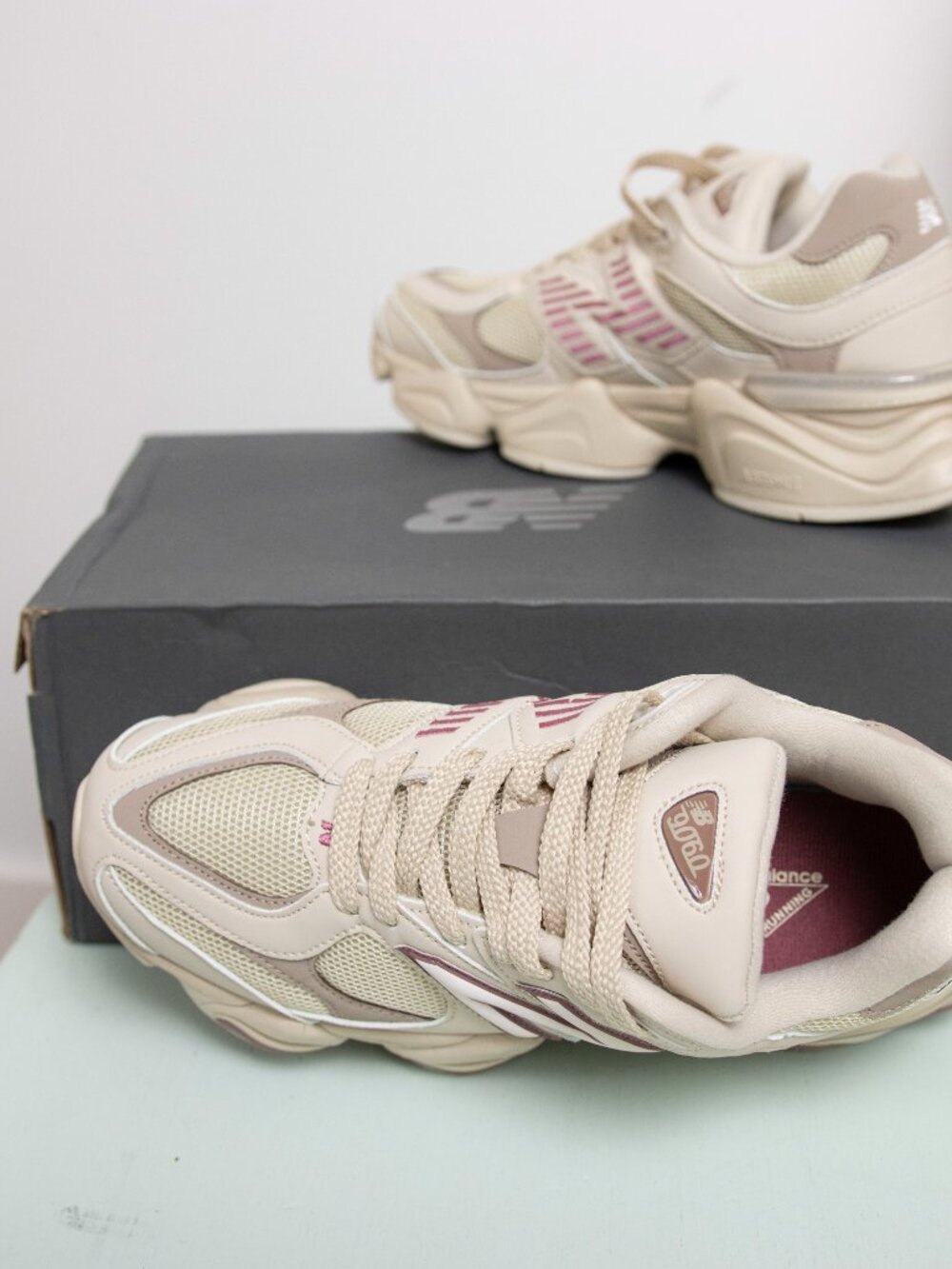 New Balance 9060 Beige Pink Sneakers Womens Size 6.5 B Chunky Lifestyle Shoes U9 - Picture 6 of 8